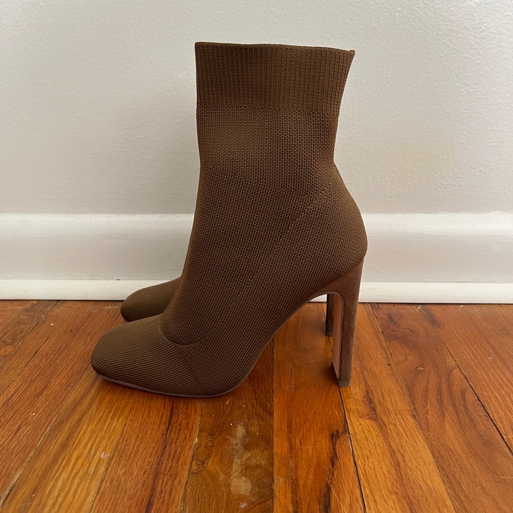 Elegant Brown Ankle Sock Boots